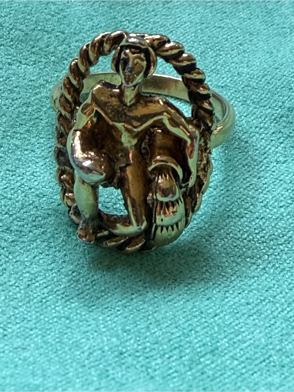 Vintage Gold Tone Aquarius Zodiac Ring – Adjustable Rope Border Statement Ring